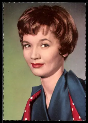 AK Liselotte Pulver, Schauspielerin-Portrait
