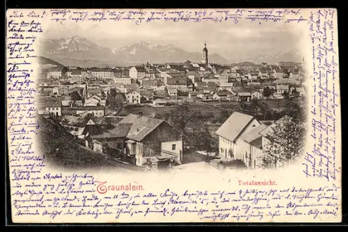 AK Traunstein, Totalansicht, rückseitig Gebäude u. Gipfelkreuz a. d. Hochfelln