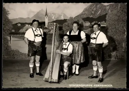 AK Sängergruppe Feiersinger, Portrait mit Harfe
