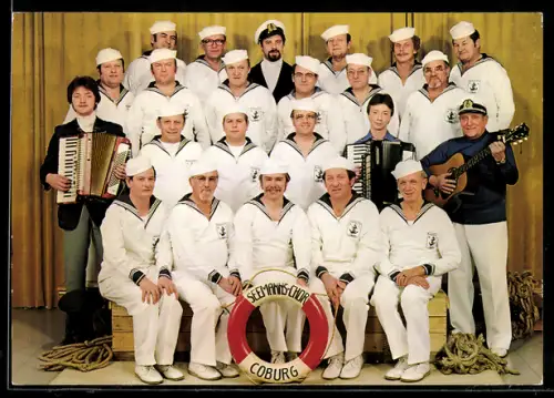 AK Seemanns-Chor Coburg des MK Admiral Scheer, Portrait mit Instrumenten, Taue, Rettungsring