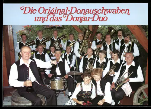 AK Donauschwaben und Donau-Duo, Portrait mit Instrumenten