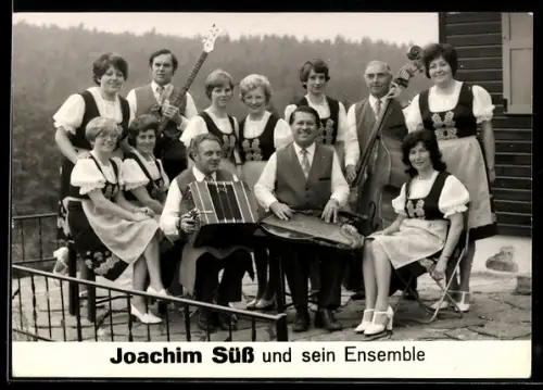 AK Joachim Süss und Ensemble, Portrait mit Instrumenten, rückseitig Autograph Joachim Süss