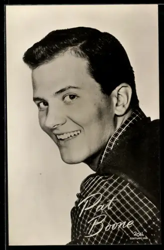 AK Musiker Pat Boone blickt über die Schulter