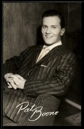 AK Musiker Pat Boone in Tweed Jackett