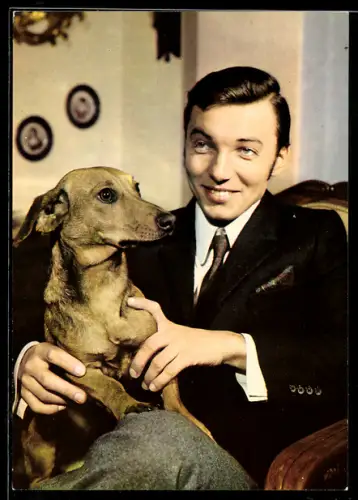 AK Karel Gott, Portrait mit Hund