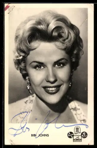 AK Bibi Johns lächelt, Portrait, Autograph