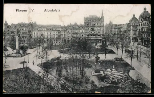 AK Plauen i. V., Albertplatz mit Denkmälern aus der Vogelschau