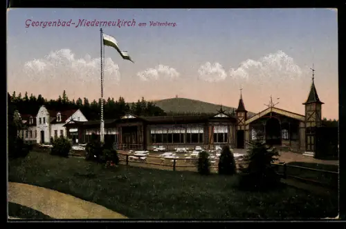 AK Niederneukirch am Valtenberg, Georgenbad mit Hauptgebäude und Flagge