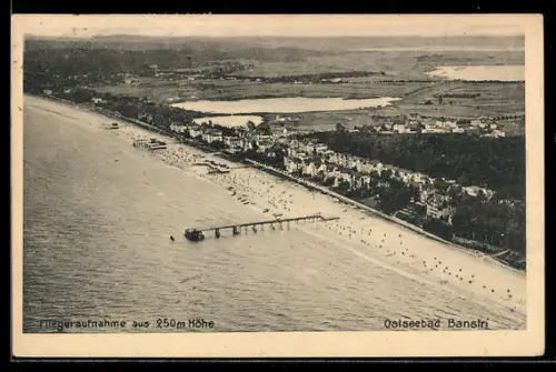 AK Bansin, Strand, Seebrücke, Ortsansicht, Luftaufnahme
