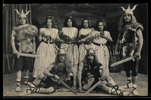 AK Bad Bramstedt, Bramstedter Turnerschaft, Gruppenfoto in Wikinger-Kostümen
