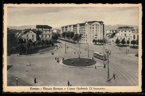 AK Torino, Piazza Bernini e Corso Gabriele D`Annunzio, Strassenbahn