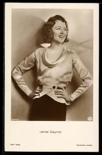 AK Schauspielerin Janet Gaynor lachend