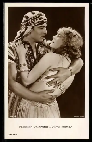 AK Schauspieler Vilma Banky und Rudolph Valentino in einer Filmszene