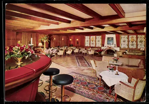 AK Hinterzarten /Schwarzwald, Parkhotel Adler, Innenansicht, Bar, Sitzgruppen
