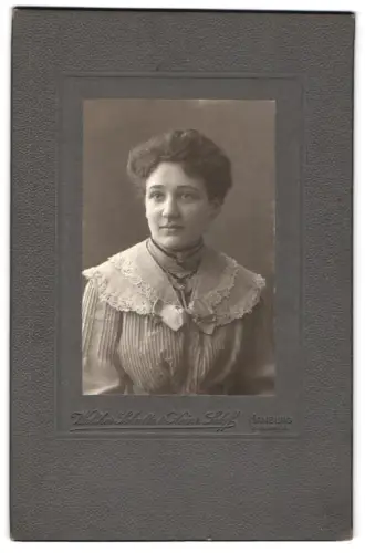 Fotografie Walther Schultz & Heinz Lohff, Hamburg, Steindamm 95, Porträt einer Frau