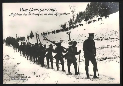 Riesen-AK Karpathen-Gebirgskrieg, Aufstieg der Skitruppen, Schneeschuh-Trupp / Gebirgsjäger ziehen in das Gefecht