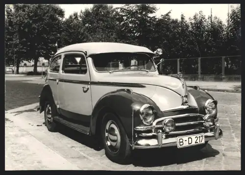 Fotografie Auto Ford Taunus Buckeltaunus, Taxi mit Kennzeichen Berlin