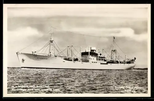 AK Schwedisches Frachtschiff M.S. Skogland von 1941 der Svenska Orient Linien auf See