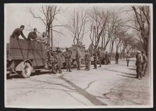 3 Fotografien Lastwagen-Konvoi mit K.u.k. Soldaten Österreich-Ungarn