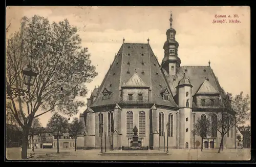 AK Hanau, französische Kirche mit Denkmal