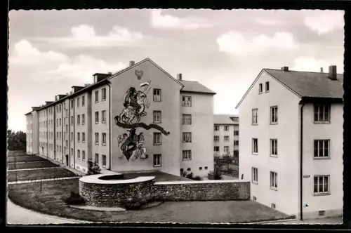 AK Hanau am Main, Partie an der alten Stadtmauer mit neuen Wohnhäusern, Nordstrasse