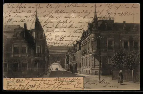 AK Markneukirchen, Bismarckstrasse mit Passanten