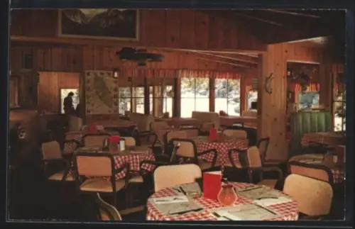 AK El Portal, CA, Warren`s Parkline Restaurant, State Highway 140, interior