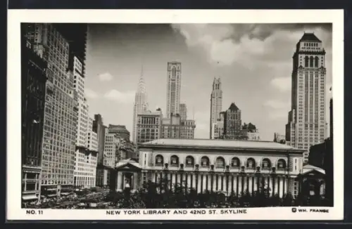 AK New York City, NY, Library and 42nd St. Skyline