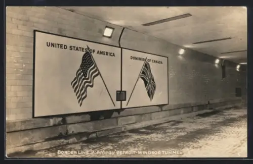 AK Detroit, MI, Detroit-Windsor Tunnel, Border Line