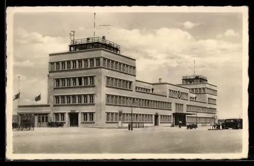 AK München-Oberwiesenfeld, Partie am Flughafen