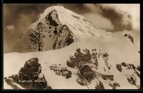 AK Berghaus Jungfraujoch, Berghaus im Schnee