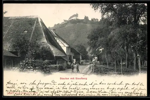 AK Staufen, Strassenpartie mit Blick zum Staufberg