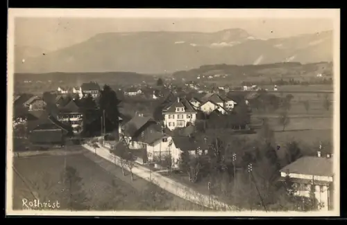 AK Rothrist, Ortspartie mit Bergen im Hintergrund