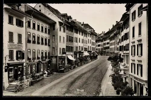 AK Brugg, Strassenpartie, Apotheke E. Wespi, Uhren-Optik