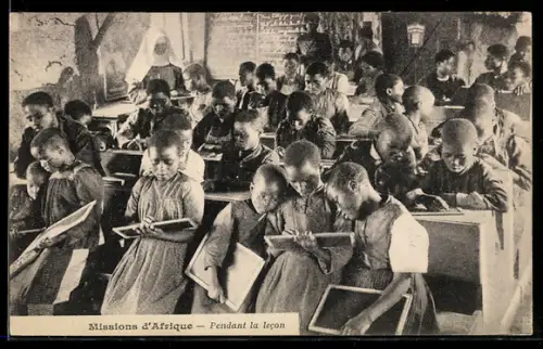 AK Missions d`Afrique, Pendant la lecon
