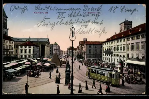 AK Karlsruhe, Marktplatz und Strassenbahn