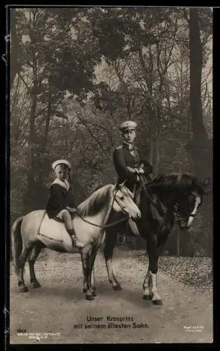 AK Kronprinz Wilhelm von Preussen und sein ältester Sohn bei einem Ausritt im Wald