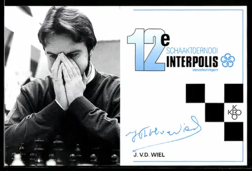 AK Schachspieler J. v. d. Wiel denkt über seinen nächsten Zug nach, 12e Schaaktoernooi Interpolis, Autograph