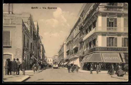 AK Bari, Via Sparano, Strassenbahn