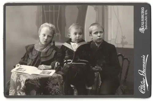 Fotografie Atelier Germania, Augsburg, Bahnhofstrasse 12 1/2, Drei Kinder im Studio