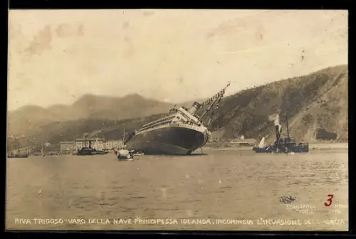 AK Kentern des Passagierschiffes Principessa Jolanda nach dem Stapellauf 1907 in Sestri Levante, Seenotrettung