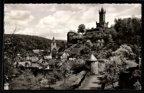 AK Dillenburg, Evangel. Kirche und Wilhelmsturm, Ortsansicht