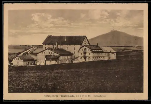 AK Wiesenbaude /Riesengebirge, Blick zur Schneekoppe