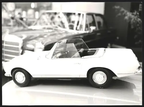 Fotografie Auto-Modell Mercedes Benz 280 SL Pagode, Cabrio-Roadster