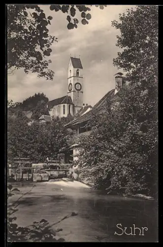AK Suhr, Kirche und Häuser am Fluss