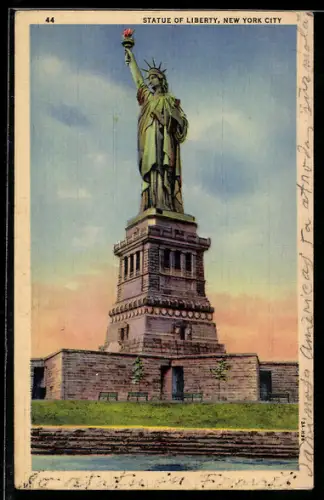 AK New York City, NY, Statue of Liberty, Ansicht der Freiheitsstatue