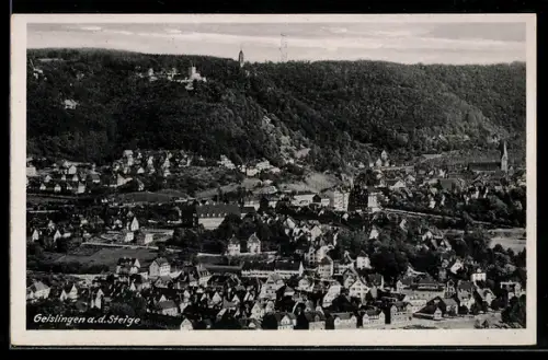AK Geislingen a.d. Steige, Stadtansicht mit Burg und umliegenden Hügeln