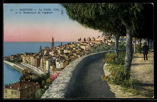 AK Menton, La Vieille Ville et le Boulevard de Garavan