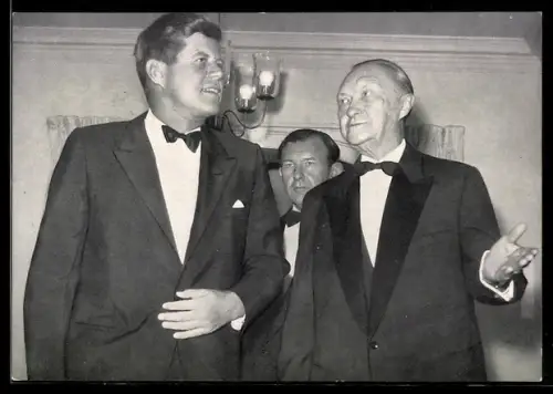 AK Präsident John F. Kennedy im Gespräch mit deutschen Politikern