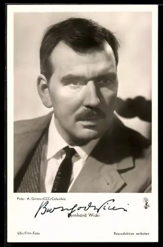 AK Schauspieler Bernhard Wicki in Frucht ohne Liebe, Portrait, Autograph